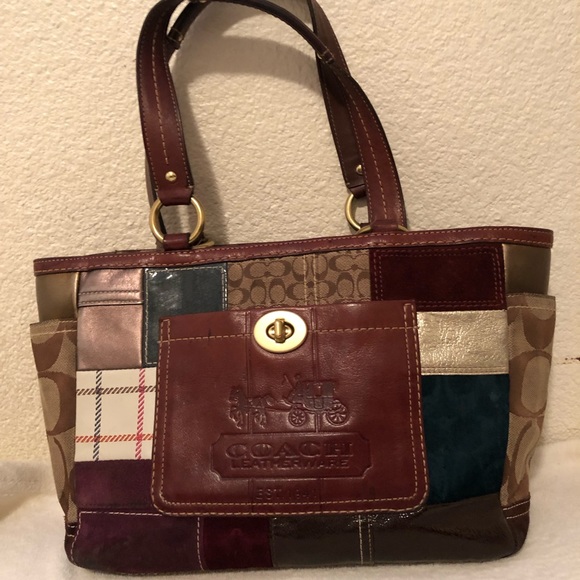 Authentic Coach Purse - Picture 2 of 4